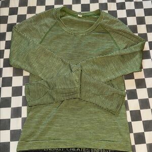 Lululemon Swiftly Tech Long-Sleeve Shirt 2.0 - Waist Length